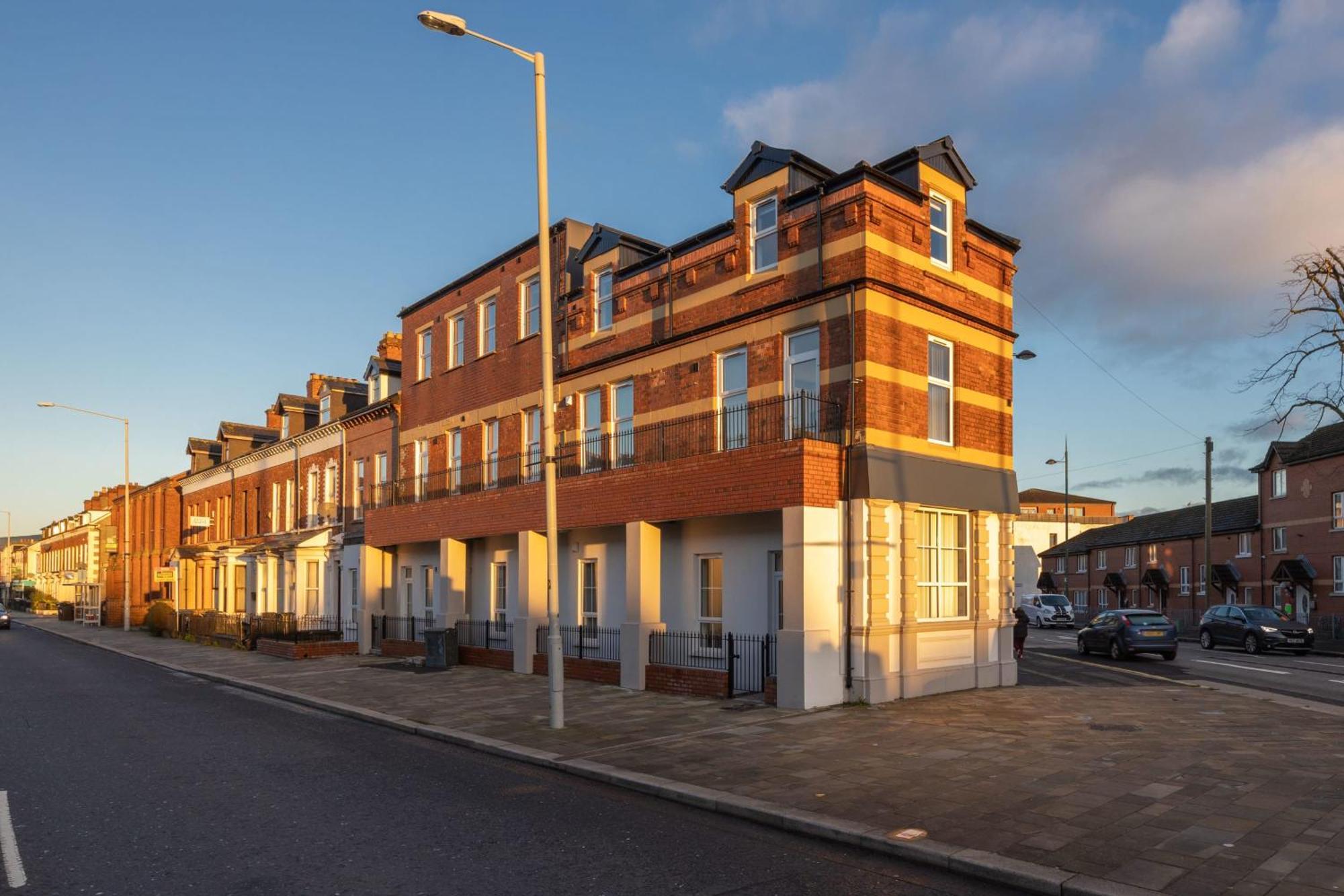 Contemporary 2 Bed Apartment -Belfast East Village Kültér fotó