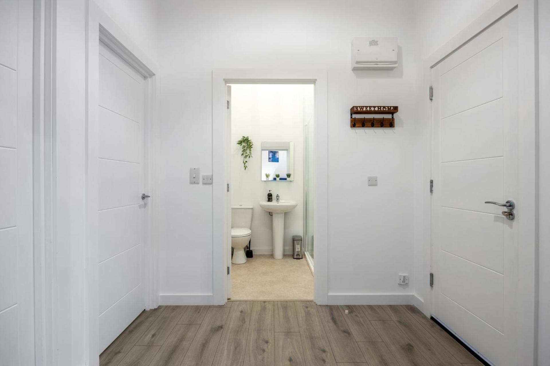 Contemporary 2 Bed Apartment -Belfast East Village Kültér fotó