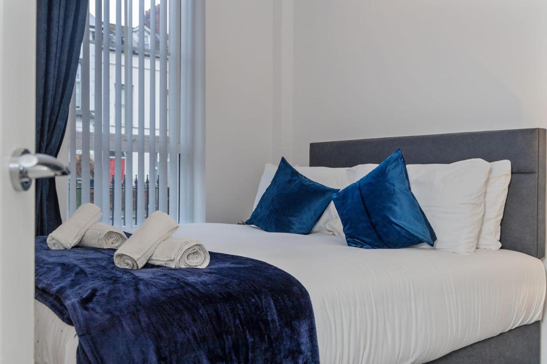 Contemporary 2 Bed Apartment -Belfast East Village Kültér fotó